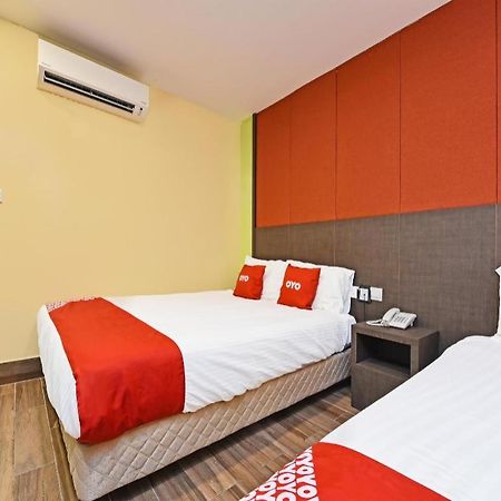 Capital O 90574 Hotel Glo Куала-Лумпур Екстер'єр фото