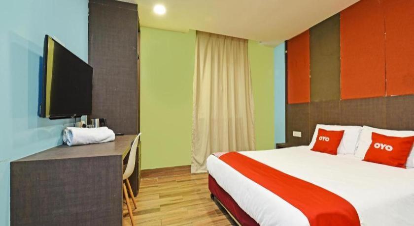 Capital O 90574 Hotel Glo Куала-Лумпур Екстер'єр фото